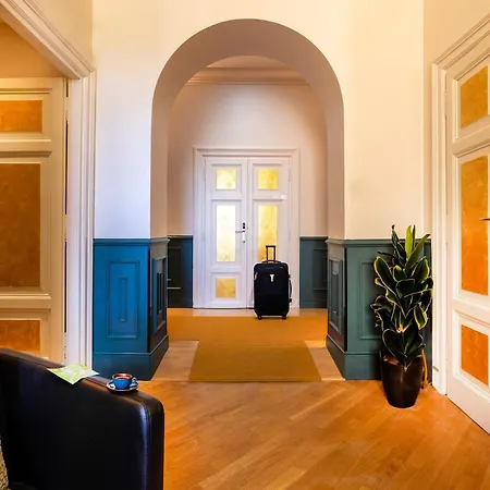 Bed & Breakfast Domus Liberius - Roma