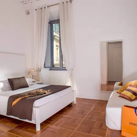 Bed & Breakfast Domus Liberius - Rome